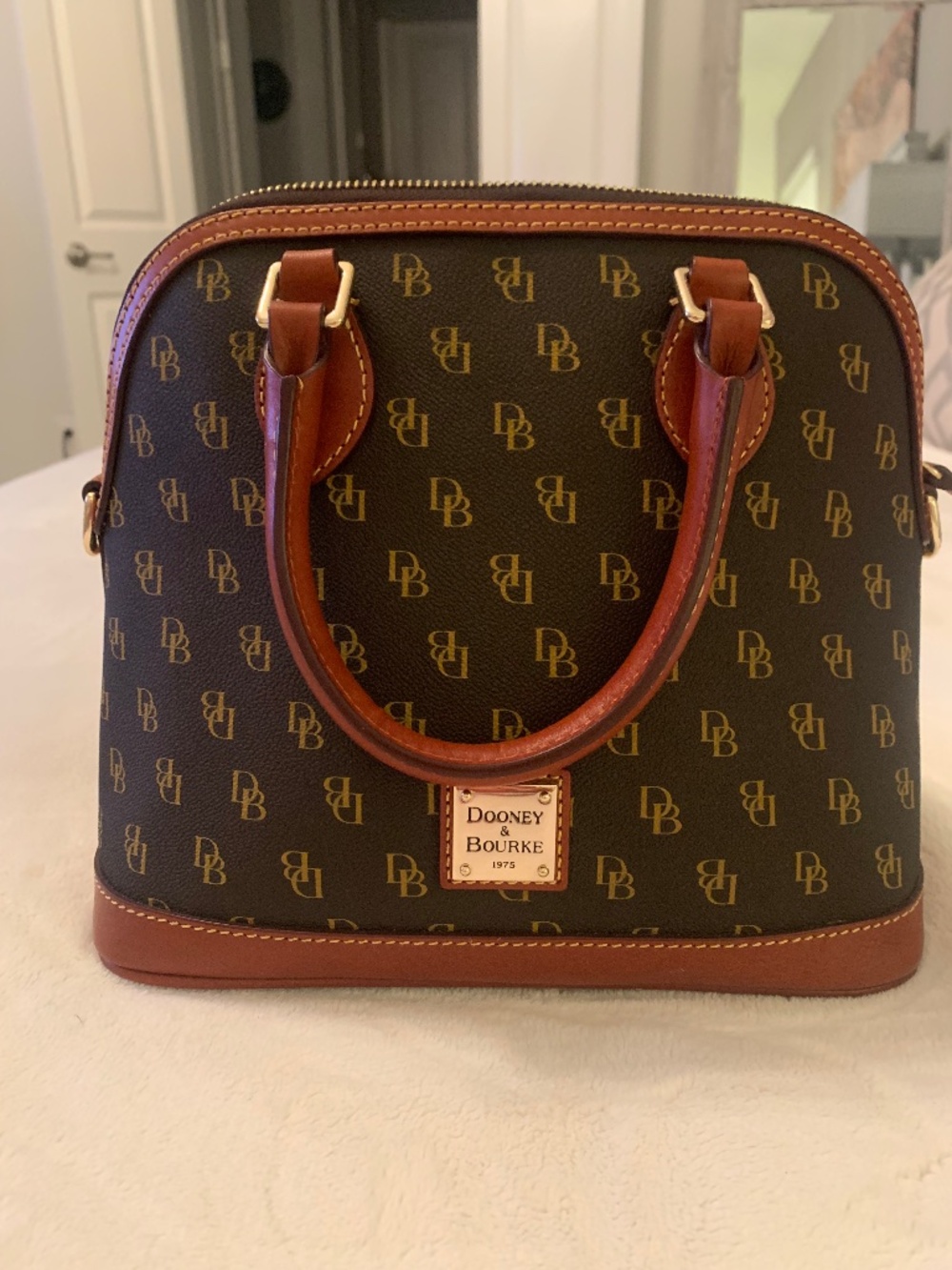 Dooney and Bourke Gretta Domed Satchel Brwn Tmoro